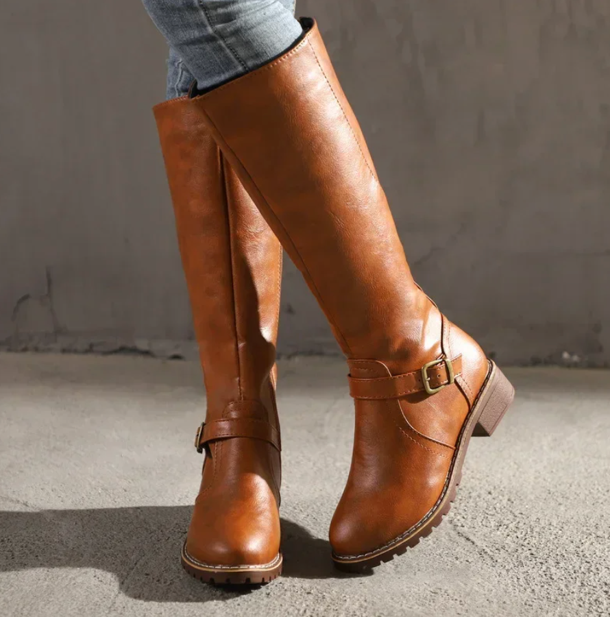 files/trendy-womens-boots-emma-brown-5-state_of_style-7.png