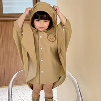 Children's raincoat with bear or rabbit design – waterproof & lightweight for autumn magic