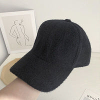 Warm women's baseball cap with faux fur for autumn & winter - Lorena