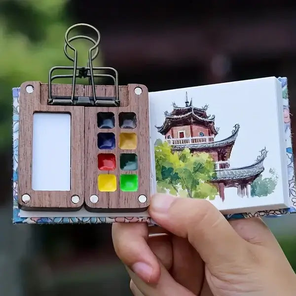 Portable watercolour paint set with 24 colours – Buy one now, get one free!