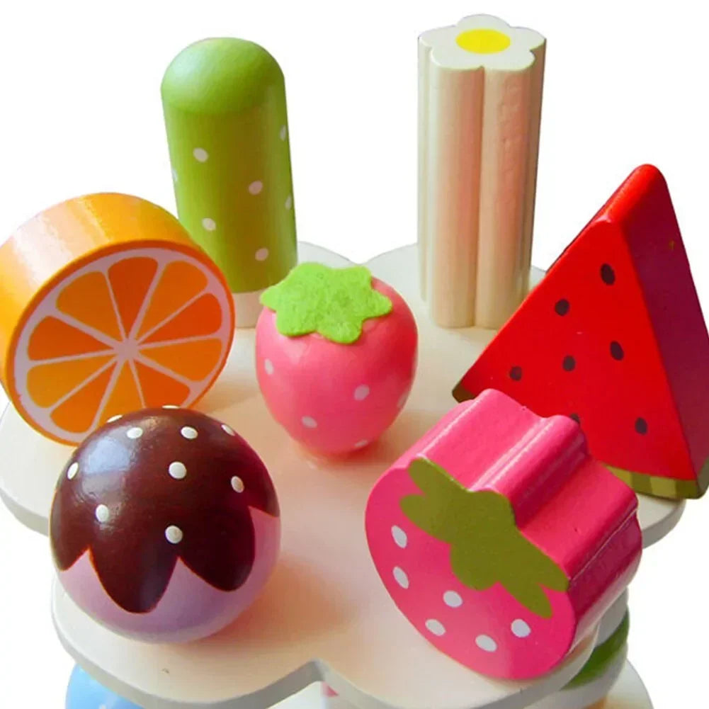 Magnetic wooden toys to stimulate children's thinking and creativity.