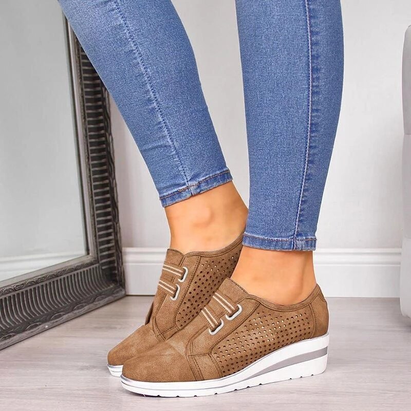 Comfortable women's autumn shoes with arch support – Leandra