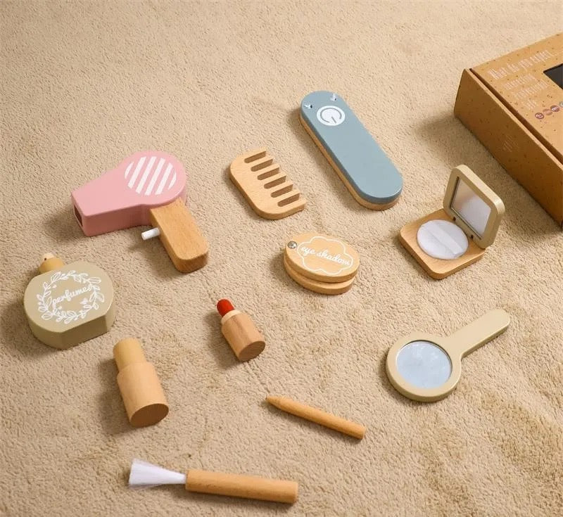 Wooden hairdressing and face-painting set for children – BeautySpa