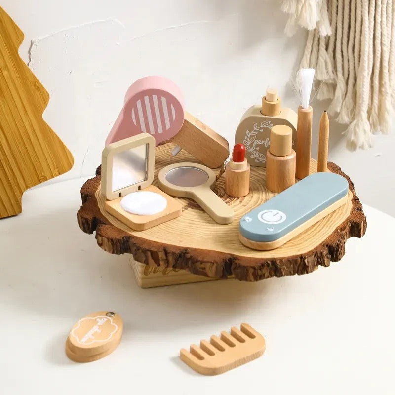 Wooden hairdressing and face-painting set for children – BeautySpa