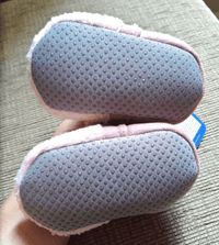 Soft, non-slip walking shoes for babies with a little lamb motif – Winterwonder