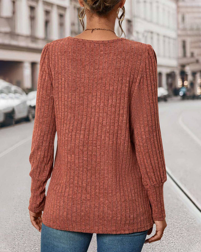 Knitted Ladies Top with Buttons – Mireille