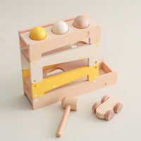 Motorised wooden marble run with hammer and car – Spielschub