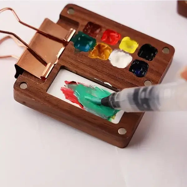 Portable watercolour paint set with 24 colours – Buy one now, get one free!