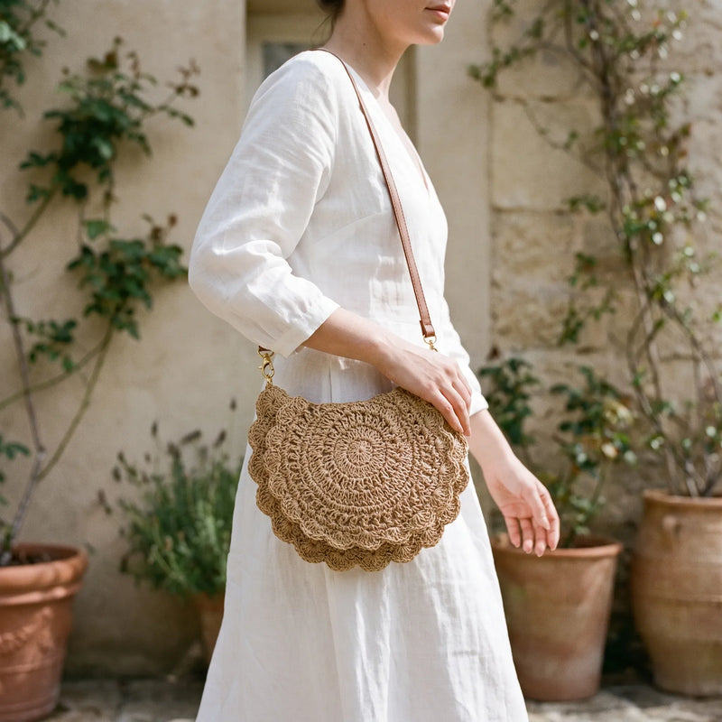 Brown Woven Handbag - Nomiia