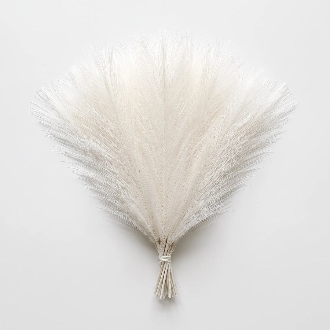Fluffy Artificial Pampas Grass - Arundia