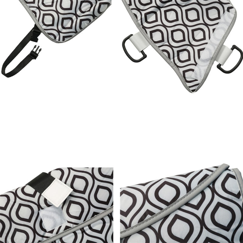 3-in-1 baby changing mat with toy holder – WickelPlus (buy one, get one free)
