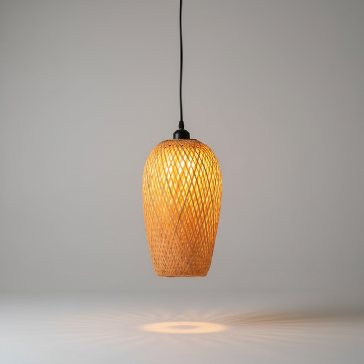 Handgewebte Rattan Hängelampe - WovenGlow