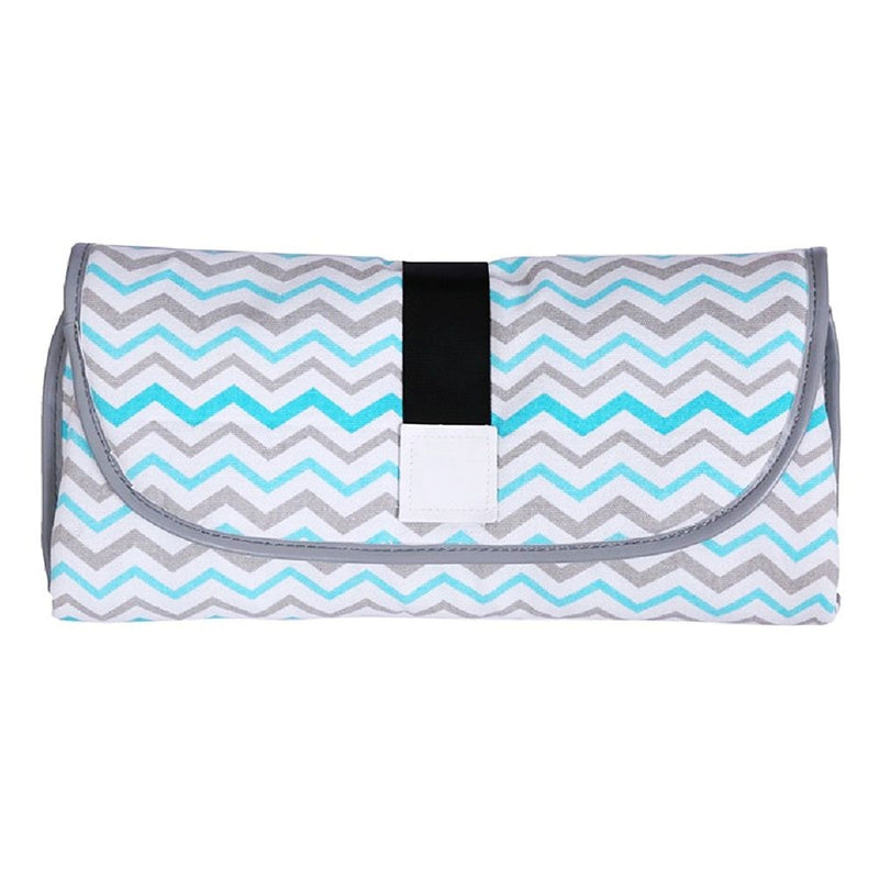 3-in-1 baby changing mat with toy holder – WickelPlus (buy one, get one free)