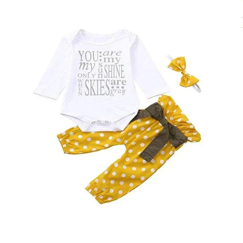Baby outfit with text & ruffled bottoms – Autumn Magic set