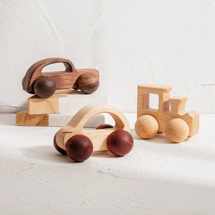 Wooden vehicle set for children with a racing car, a delivery van and a multi-purpose car – pure driving pleasure