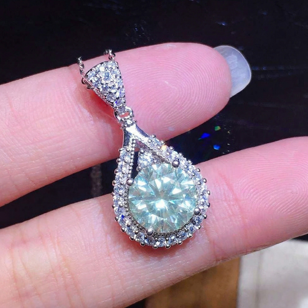 Ladies Teardrop Pendant Necklace - Mentari