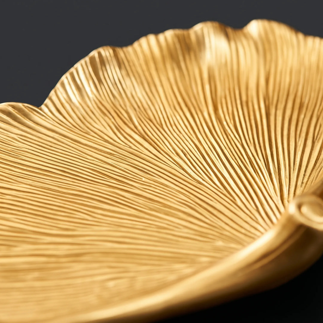 Leaf Shaped Decorative Trinket Dish - Ginklis