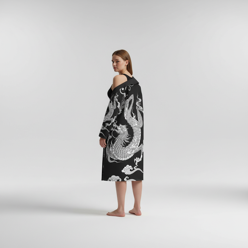 Leichter Bademantel Mit Druck - DragonCoat