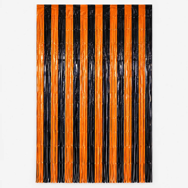 Metallic Wall Curtain - Glintor