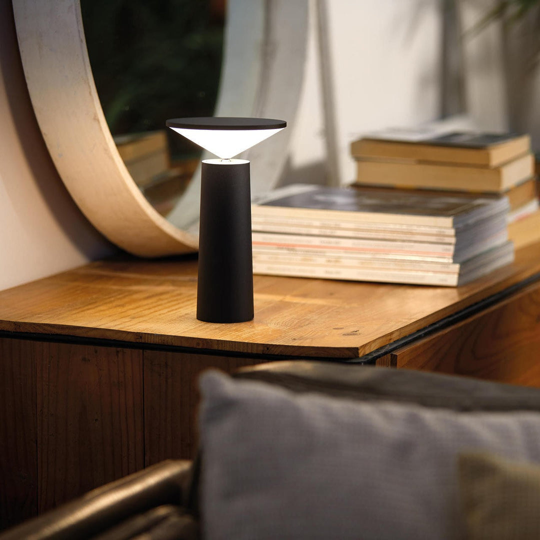 Modern Rechargeable Table Lamp - LuminaDesk