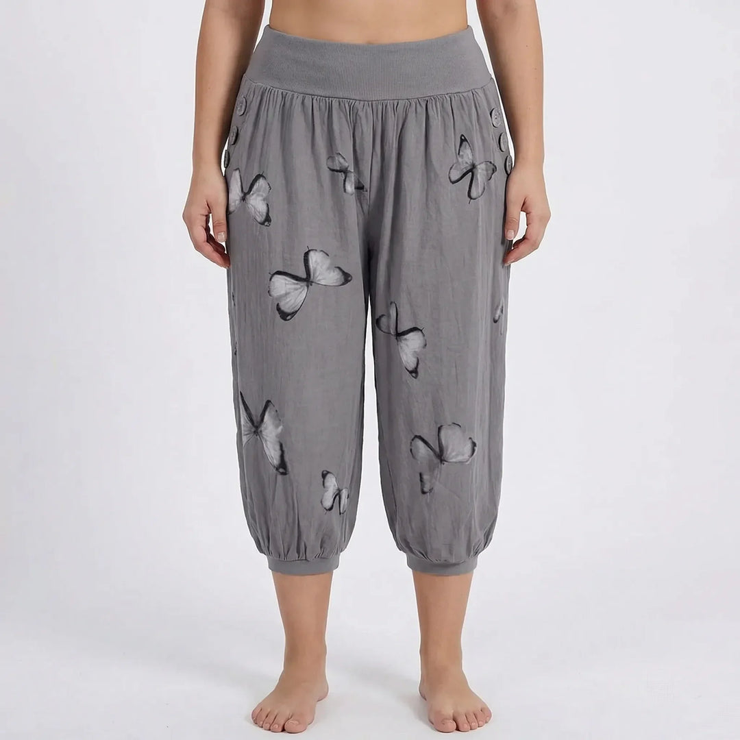 Plus Size Butterfly Print Capri Pants - Ella