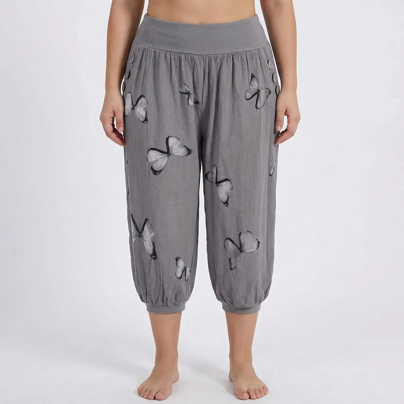 Plus Size Butterfly Print Capri Pants - Ella