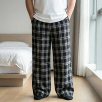 Plus Size Relaxed Plaid Pants - Domingo