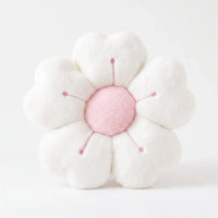 Plush Flower-Shaped Throw Cushion - PetalPlump
