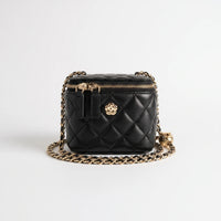 Quilted Diamond Pattern Small Crossbody Bag - Quiltia