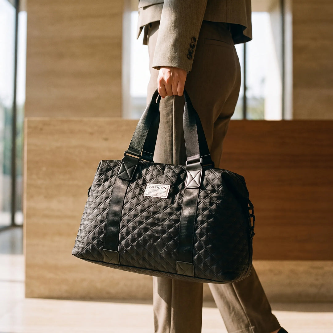 Quilted Women's Duffle Bag - Zeloxa