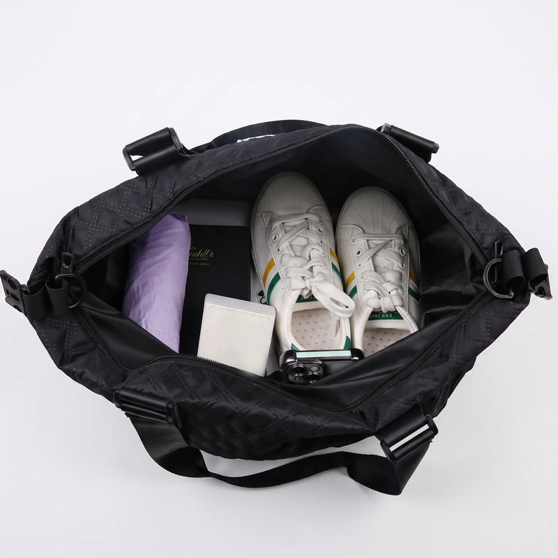 Quilted Women's Duffle Bag - Zeloxa