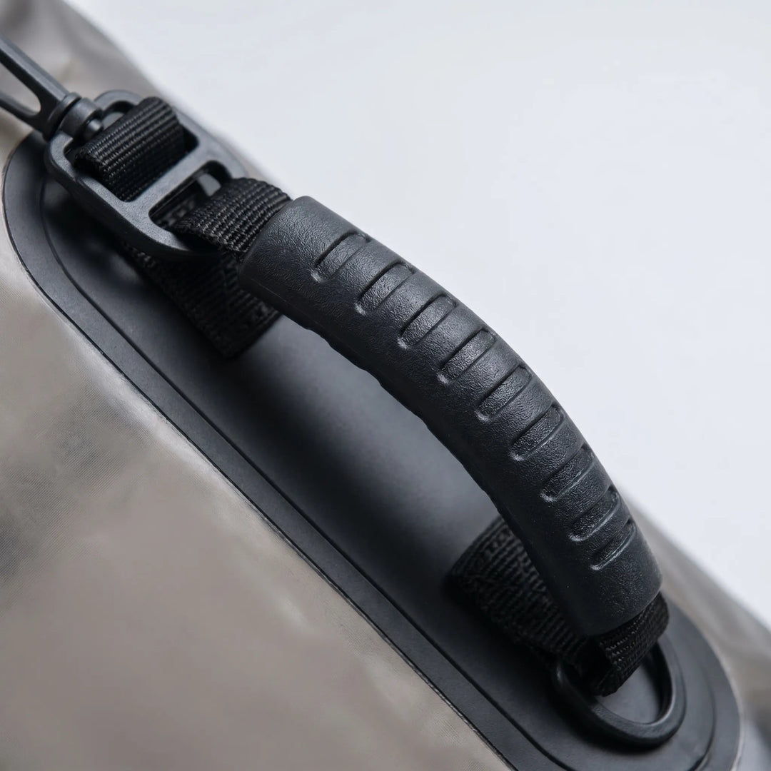 Roll-Top Dry Bag - Rivenne