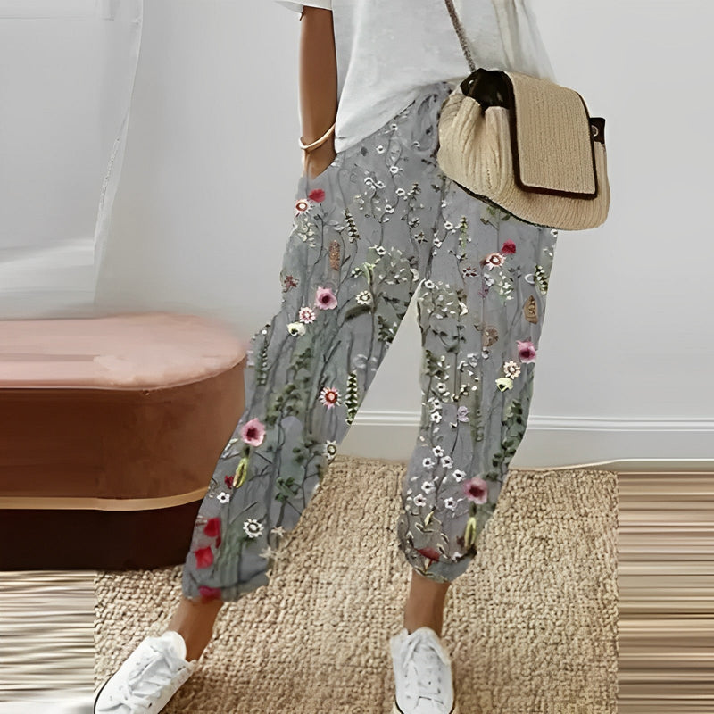 Boho women's trousers with leaf pattern – Selina