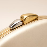 Sculptural Shell-Shaped Clutch Bag - Peblique