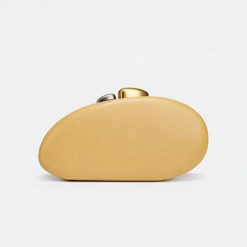 Sculptural Shell-Shaped Clutch Bag - Peblique