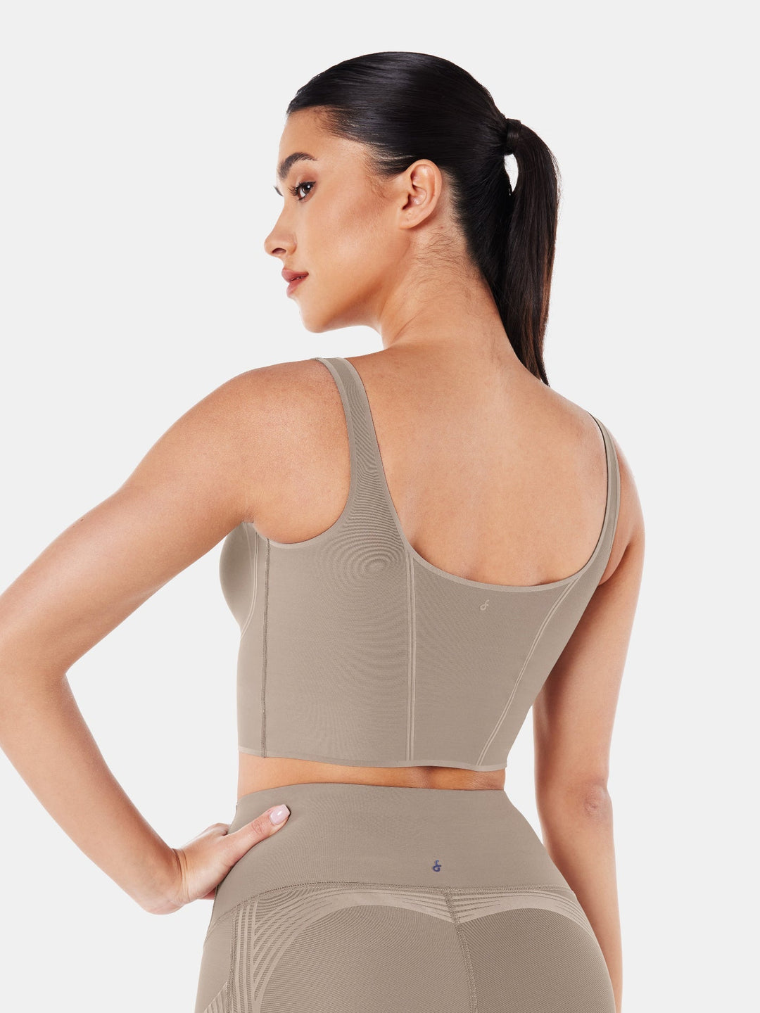 Seamless Cropped Tank Top With Bra - Contoura