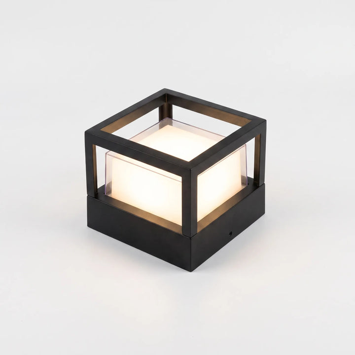 Smart Wall Light - Vesperon