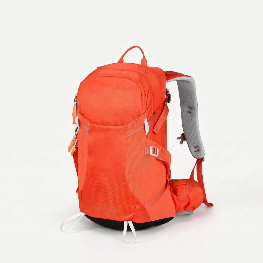 Structured Outdoor Day Rucksack - Roamix
