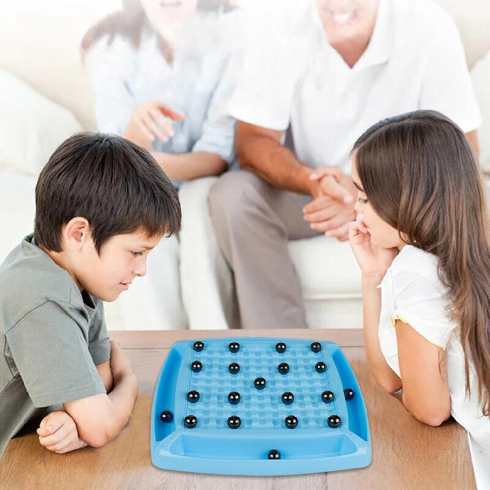 Magnetic logic game Kugelblock – tactical board with small balls