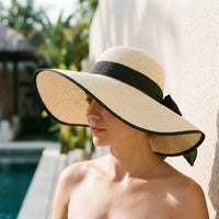 Wide Brim Sun Hat - Sombrea
