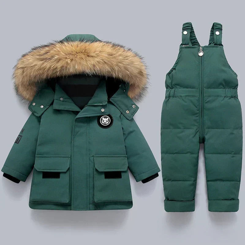 Winter set for children with a lined winter jacket and snow trousers with braces – Emilie