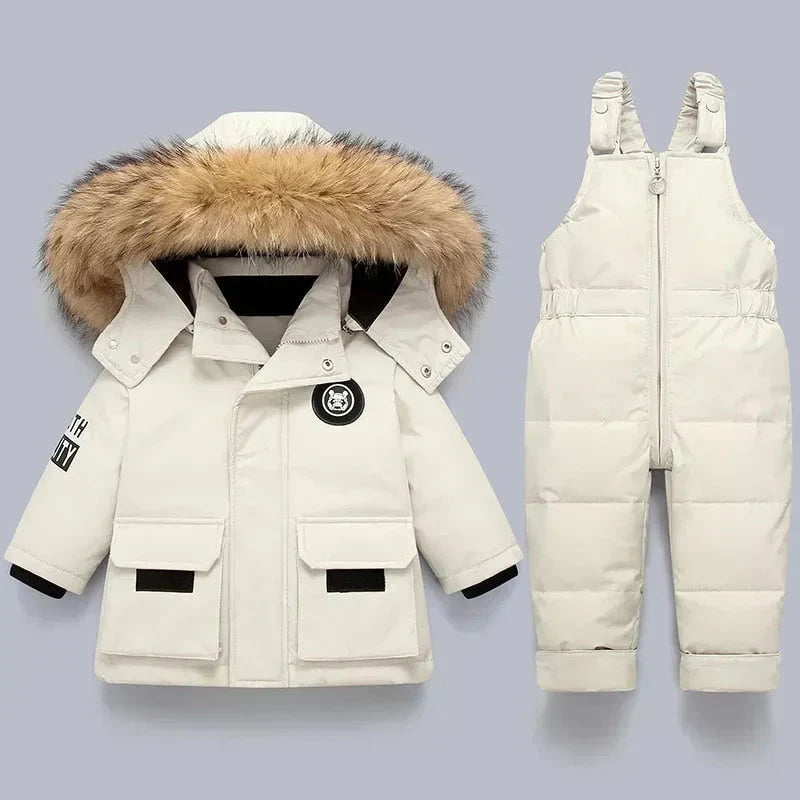 Winter set for children with a lined winter jacket and snow trousers with braces – Emilie