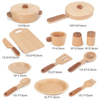 Wooden kitchen toy with a tree‑trunk look for role-play and educational fun