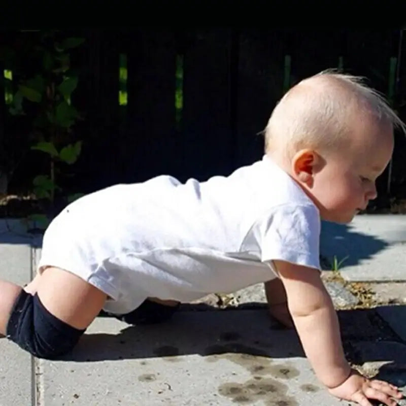 Protective knee pads for babies with non-slip and BOGO offer – Mila