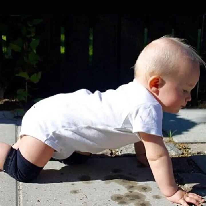 Protective knee pads for babies with non-slip and BOGO offer – Mila