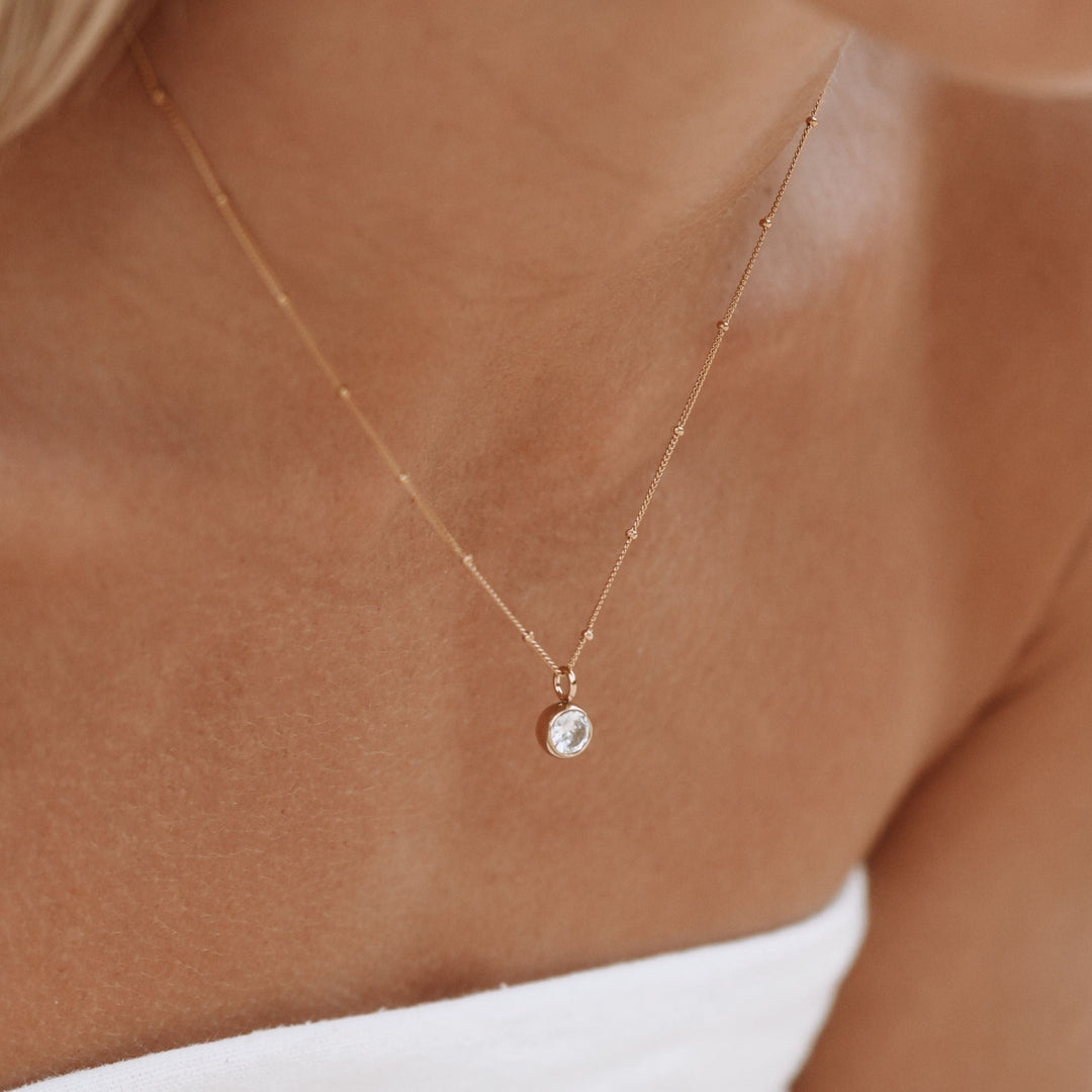 Birthstone Necklace - Aurora-January | Garnet-Gold-State of Style