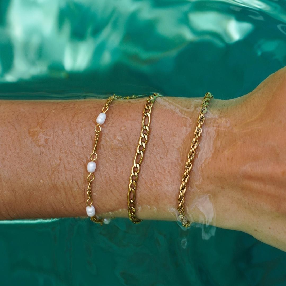 Bracelet with Freshwater Pearls - Amara-Gold-State of Style