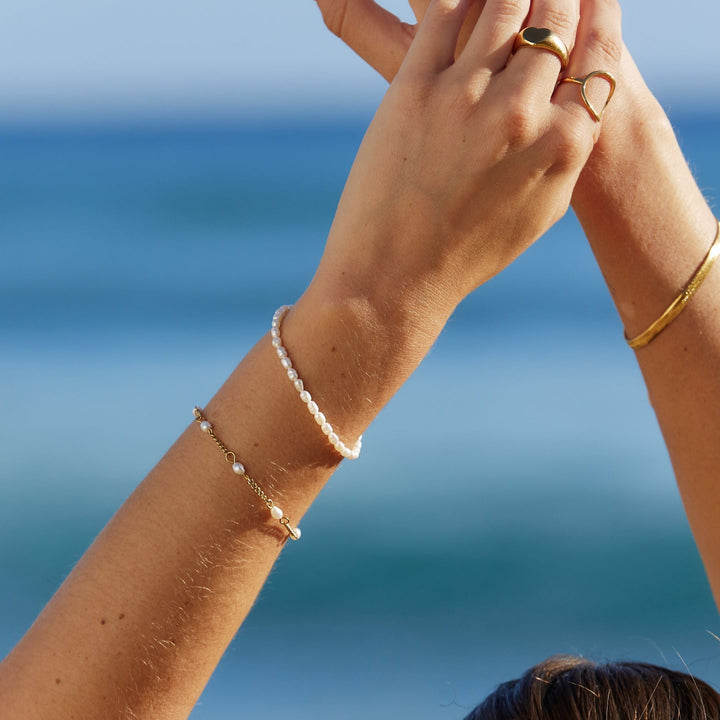 Bracelet with Freshwater Pearls - Marina-State of Style