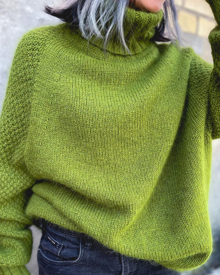 Bright Green, Oversized Knitted Turtleneck Sweater - AutumnGleam-S (36/38)-State of Style