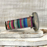 Watch with multicoloured rainbow pattern & braided strap – Elyvra